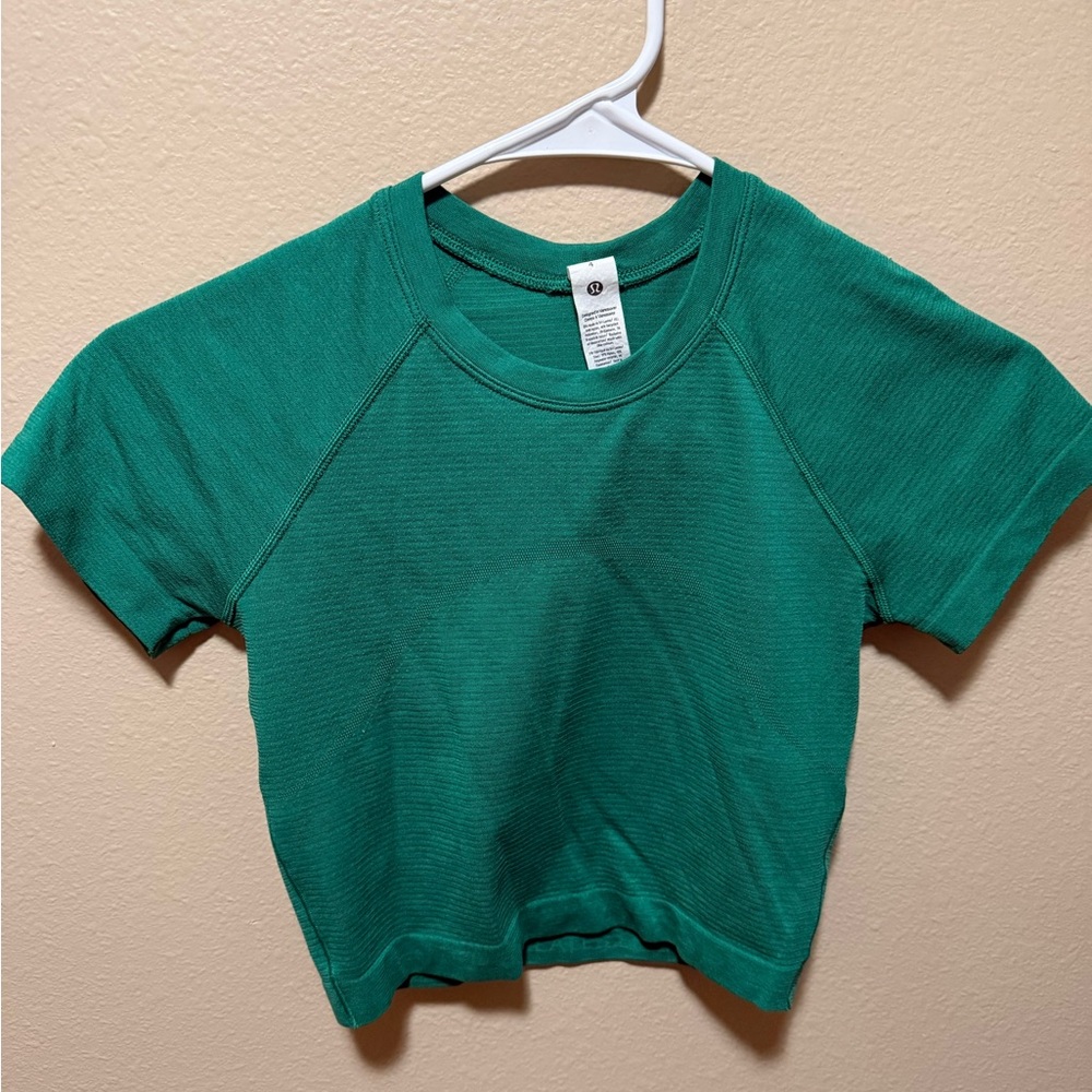 Lululemon short sleeve